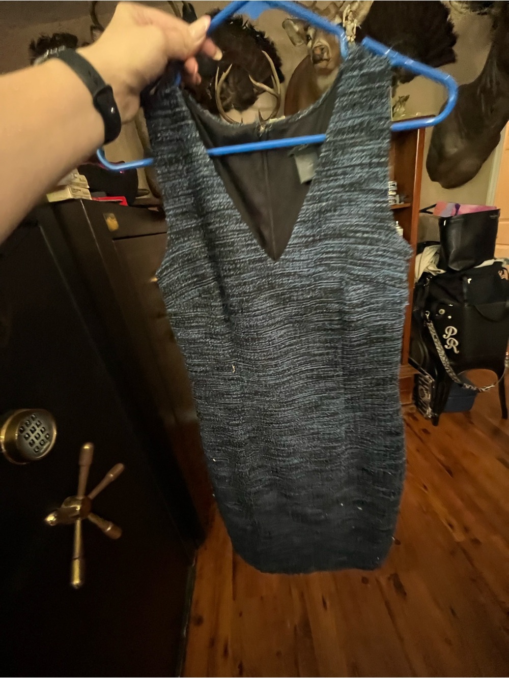 Ann Taylor Sleeveless V-Neck Textured Navy-Black Sheath Dress